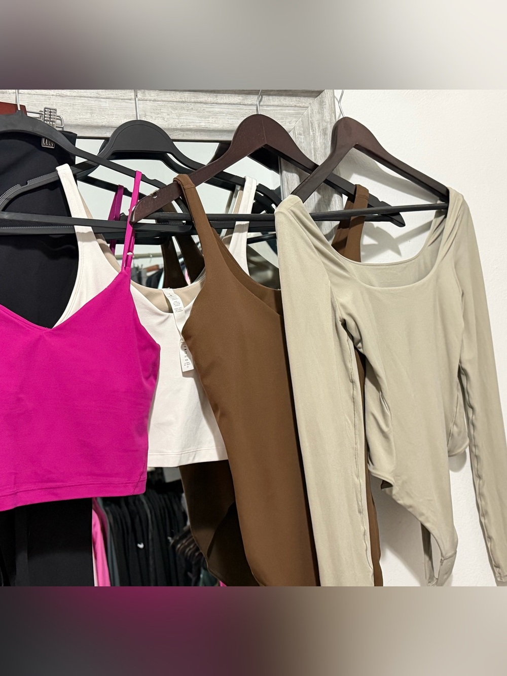 Lululemon bundle - Picture 3 of 3
